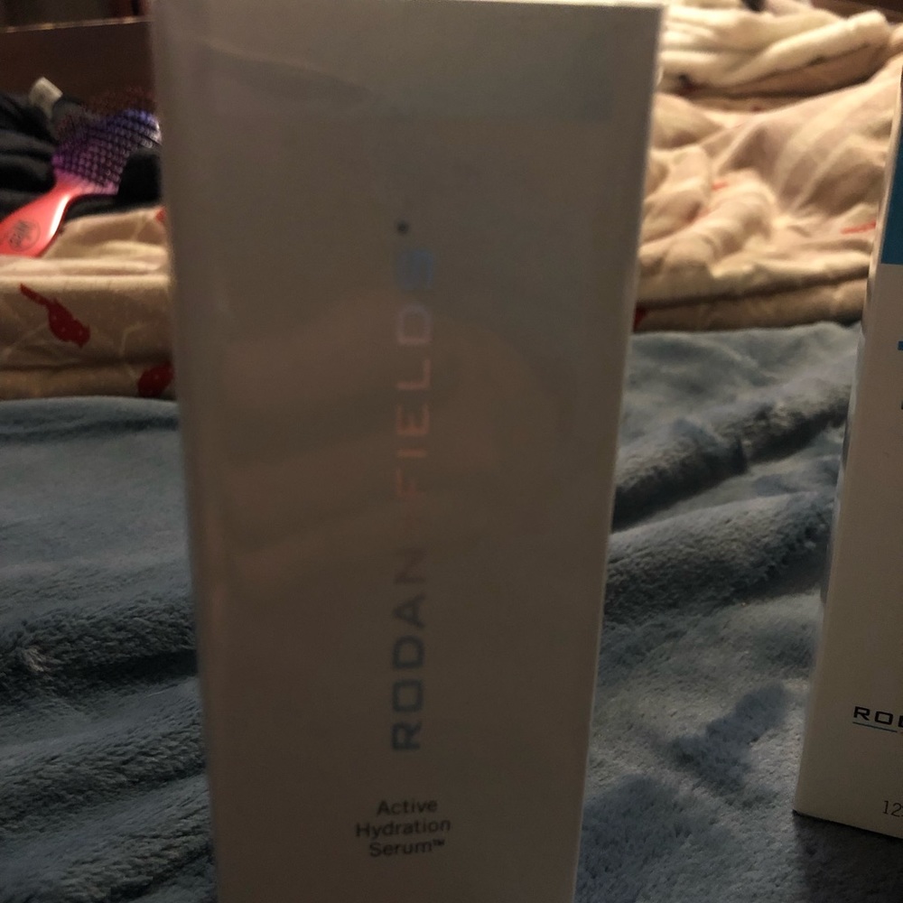 Rodan + Fields Active Hydration Serum